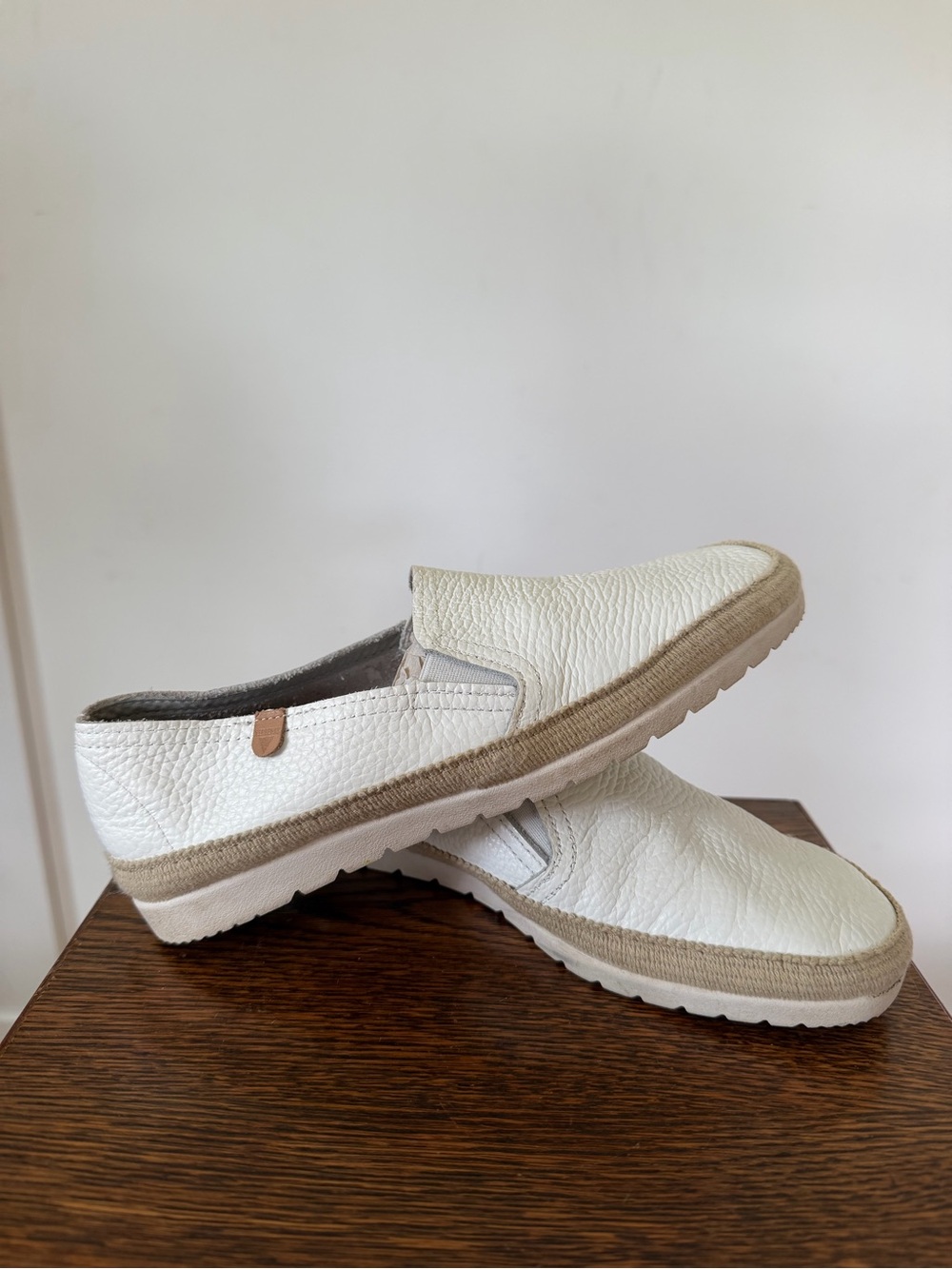 Verbenas Slip On Nuria Loafers US 7 Euro 37 White Leather Casual Shoe Spain
